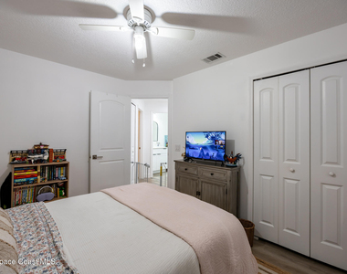 6655 Corto Road - Photo Thumbnail 16