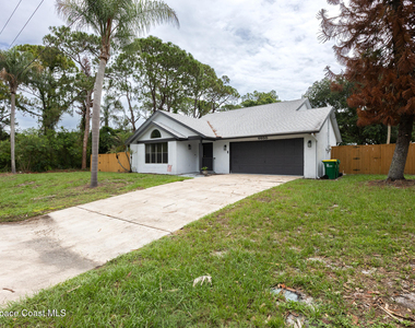6655 Corto Road - Photo Thumbnail 1