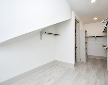 3224 Stingray Cove Dr - Photo Thumbnail 13