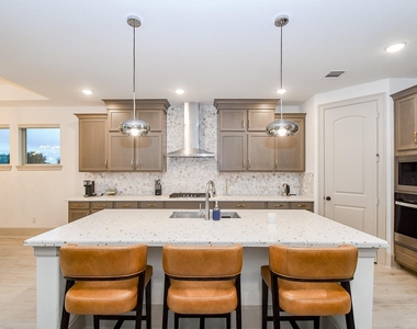 3224 Stingray Cove Dr - Photo Thumbnail 6