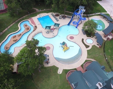 8607 Saratoga Drive - Photo Thumbnail 31