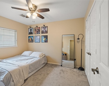 135 S Delta Mill Circle - Photo Thumbnail 15