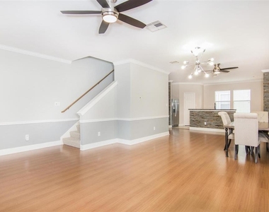 1720 Elgin Street - Photo Thumbnail 10