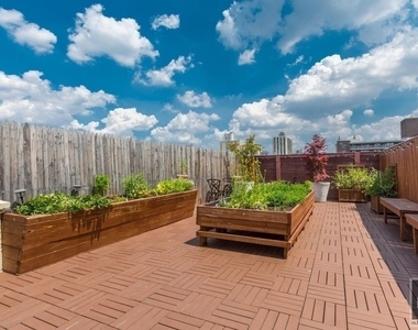 West 91st Street - Photo Thumbnail 9