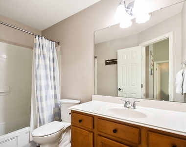 11302 N Creekwood Hills Lane - Photo Thumbnail 15