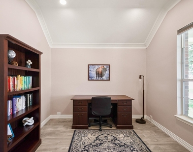 11302 N Creekwood Hills Lane - Photo Thumbnail 6