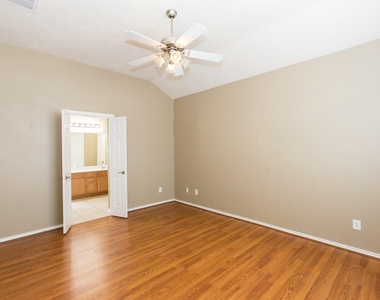10206 N Pine Ivy Lane - Photo Thumbnail 7