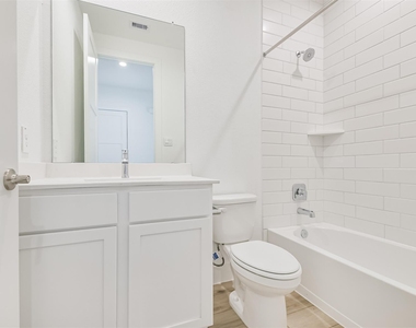 218 Springfield Terrace Court - Photo Thumbnail 18