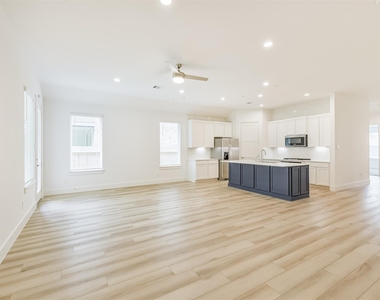 218 Springfield Terrace Court - Photo Thumbnail 16