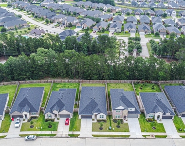 218 Springfield Terrace Court - Photo Thumbnail 2