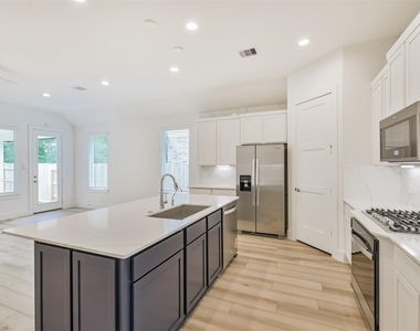 218 Springfield Terrace Court - Photo Thumbnail 11