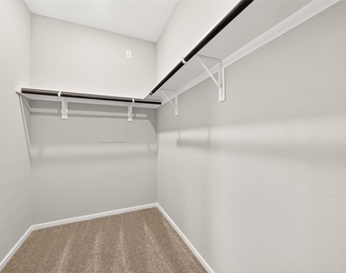 5330 Buffalo Grass Lane - Photo Thumbnail 40