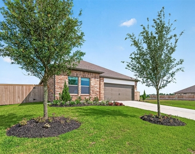 5330 Buffalo Grass Lane - Photo Thumbnail 3