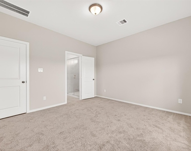 5330 Buffalo Grass Lane - Photo Thumbnail 31