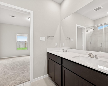 5330 Buffalo Grass Lane - Photo Thumbnail 37