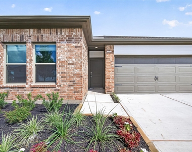 5330 Buffalo Grass Lane - Photo Thumbnail 4