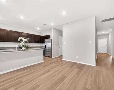 5330 Buffalo Grass Lane - Photo Thumbnail 11