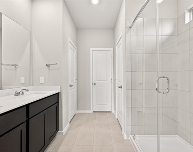 5330 Buffalo Grass Lane - Photo Thumbnail 34