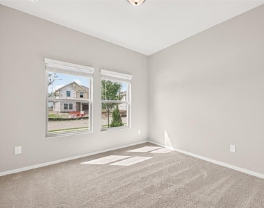 5330 Buffalo Grass Lane - Photo Thumbnail 22