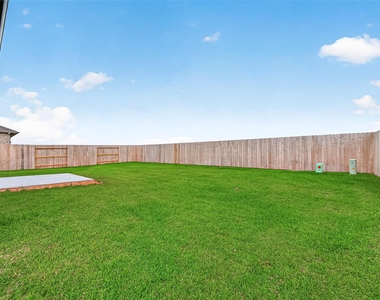 5330 Buffalo Grass Lane - Photo Thumbnail 43