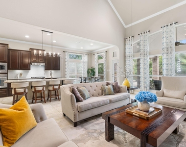 11 Pintuck Place - Photo Thumbnail 11