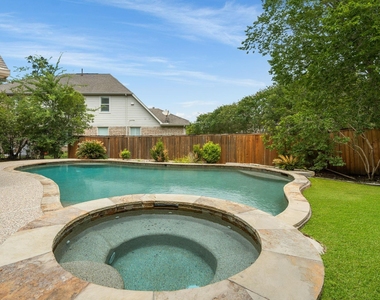 11 Pintuck Place - Photo Thumbnail 30