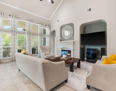 11 Pintuck Place - Photo Thumbnail 8
