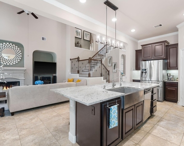 11 Pintuck Place - Photo Thumbnail 15