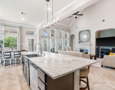 11 Pintuck Place - Photo Thumbnail 14
