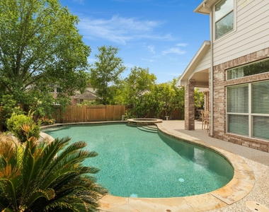 11 Pintuck Place - Photo Thumbnail 32