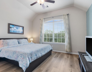 11 Pintuck Place - Photo Thumbnail 22