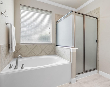 11 Pintuck Place - Photo Thumbnail 19