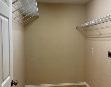 3618 Primrose Trace Lane - Photo Thumbnail 14