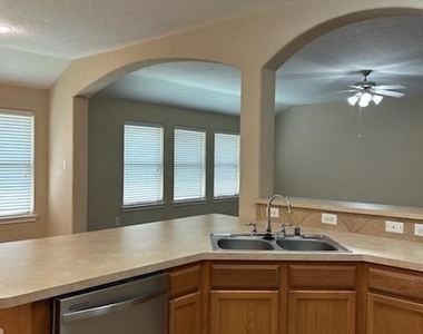 3618 Primrose Trace Lane - Photo Thumbnail 12
