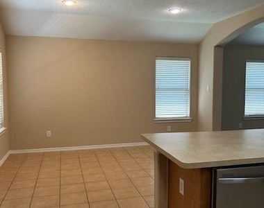 3618 Primrose Trace Lane - Photo Thumbnail 11