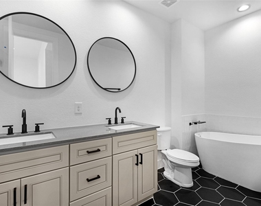 7905 Cora Street - Photo Thumbnail 14