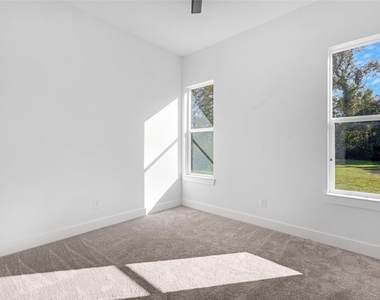 7905 Cora Street - Photo Thumbnail 10