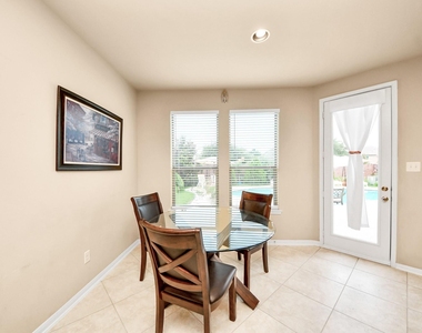 3422 Stone Springs Drive - Photo Thumbnail 13