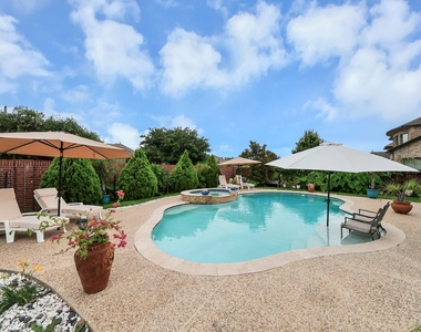 3422 Stone Springs Drive - Photo Thumbnail 30