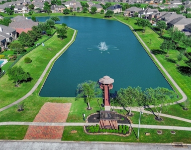 3422 Stone Springs Drive - Photo Thumbnail 34