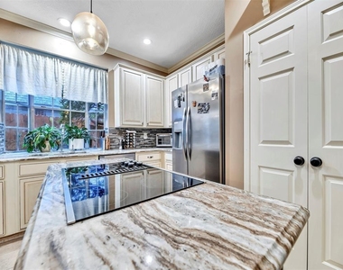 5319 Arbor Bridge Court - Photo Thumbnail 4