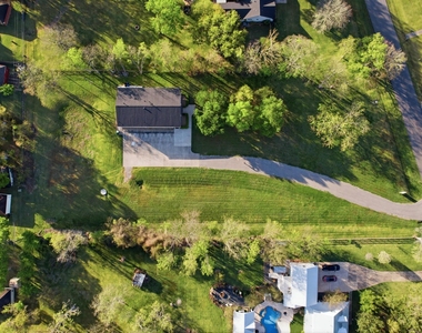1905 Dowling Drive - Photo Thumbnail 43