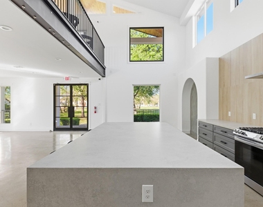 1905 Dowling Drive - Photo Thumbnail 12