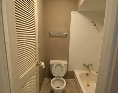 1519 S 8th Street - Photo Thumbnail 15