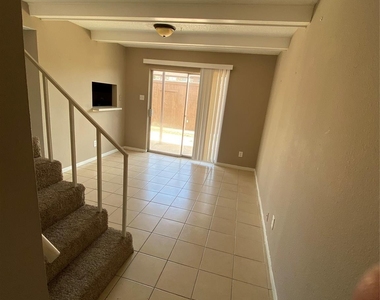 1519 S 8th Street - Photo Thumbnail 11