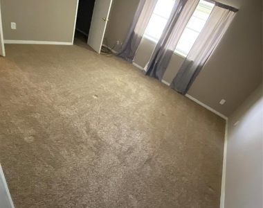 1519 S 8th Street - Photo Thumbnail 18