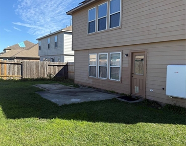 1330 Reedpoint Drive - Photo Thumbnail 24