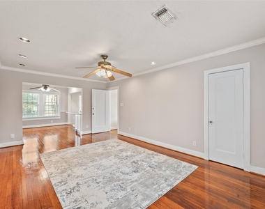1637 Castle Court - Photo Thumbnail 4