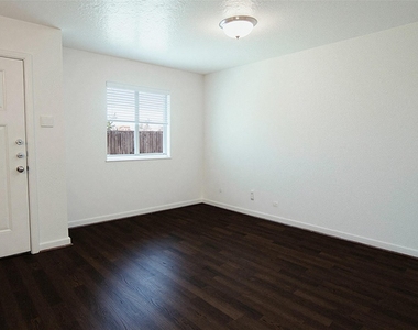21155 Gosling Road - Photo Thumbnail 4