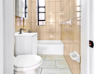 31-15 32nd Street - Photo Thumbnail 3